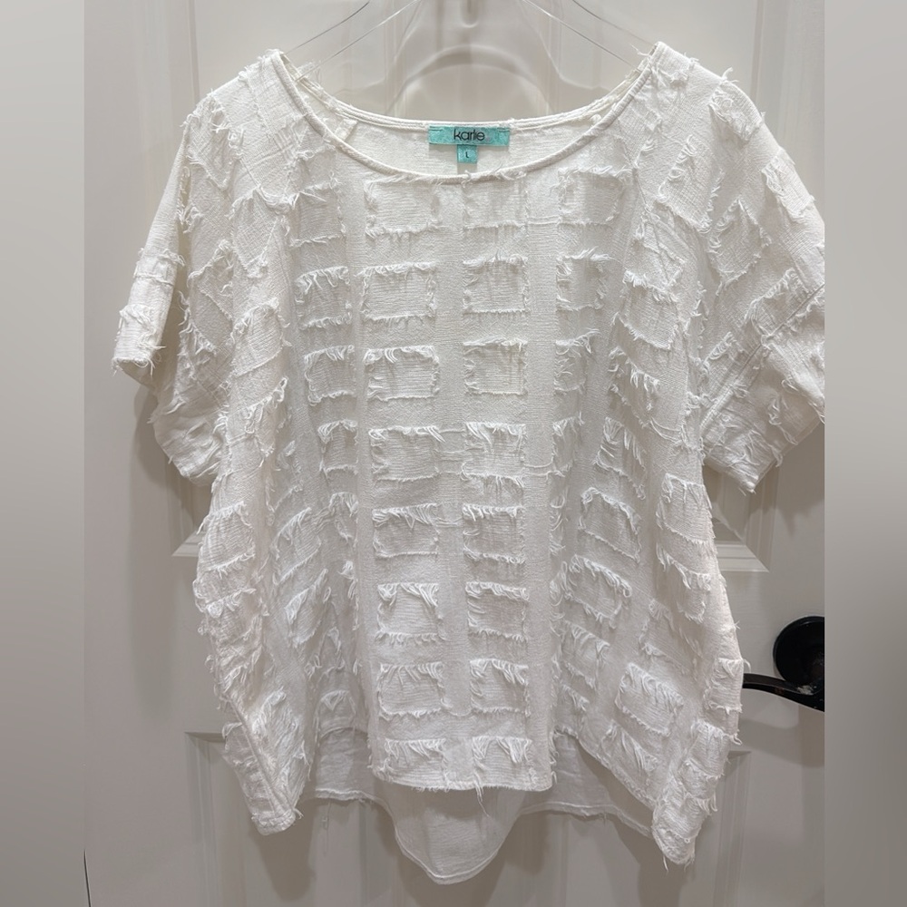 Karlie Textured White‎ Short Sleeve Top Size Large